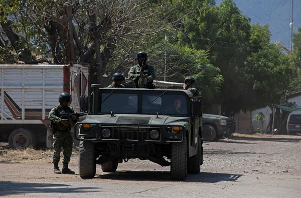 Cuatro militares muertos deja ataque contra el Ejército en estado mexicano de Michoacán