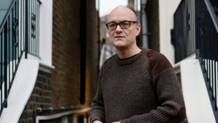 «El estado profundo es real» y lo «mejor» en el COVID, dice el británico Dominic Cummings