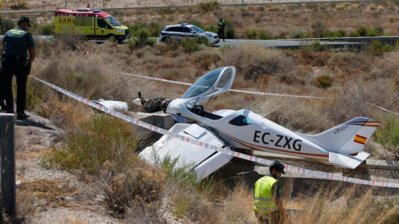 Encuentran dos cadáveres y la avioneta estrellada al norte de Nueva York