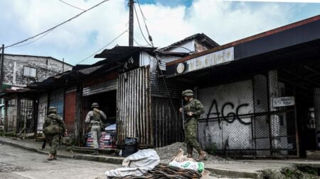 Fiscalía General de Colombia se niega a suspender órdenes de captura contra guerrilleros a pedido de Petro