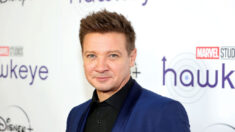 Jeremy Renner reaparece para dar las gracias a sus fans tras su accidente