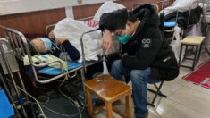 Los hospitales de Shanghái se quedan sin medicamentos para el COVID
