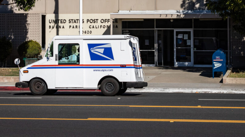 Una oficina de correos en Buena Park, California, el 15 de enero de 2021. (John Fredricks/The Epoch Times)
