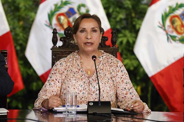 Presidenta de Perú, Dina Boluarte, mientras ofrece declaraciones, en Lima (Perú), el 19 de enero de 2023. EFE/ Presidencia Del Perú
