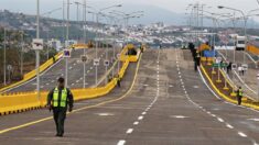 Venezuela y Colombia abren un segundo puente para el tránsito de vehículos