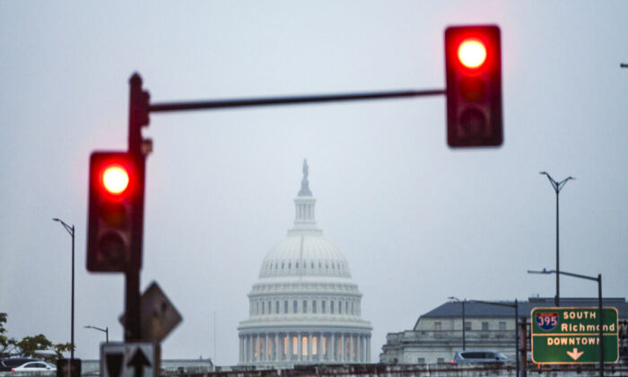 Vista del Capitolio de Estados Unidos en Washington el 6 de octubre de 2021. (Drew Angerer/Getty Images)