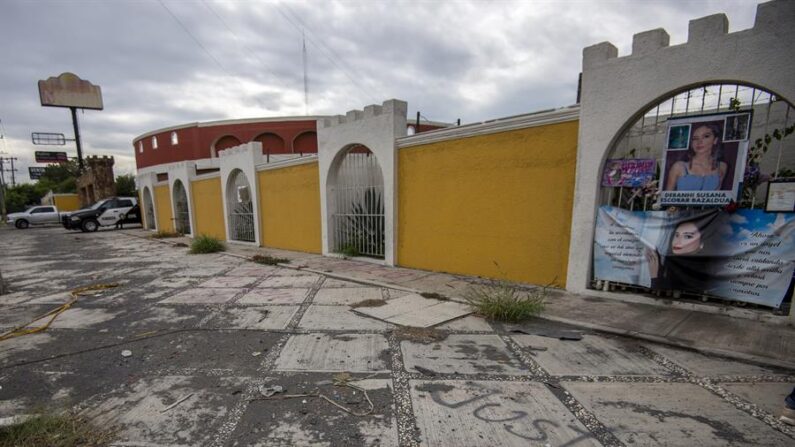 Fotografía de archivo fechada el 3 de octubre de 2022, del exterior del Motel Nueva Castilla, donde fue encontrado el cuerpo sin vida de la joven Debanhi Escobar, en la ciudad de Monterrey, Nuevo León (México). EFE/Miguel Sierra

