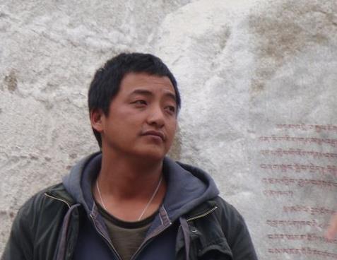 Duan Jinggang en el templo de Jokhang, Tíbet, en 2011. (Cortesía de Duan Jinggang)
