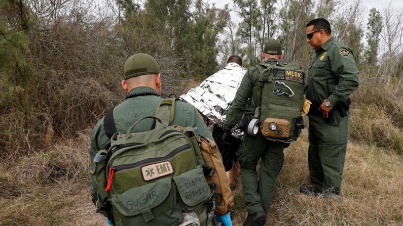 Al menos 214 personas murieron en Texas por el calor durante los primeros nueve meses del año pasado, y el 56.5 % de ellas eran residentes de otro estado u otro país, según el Texas Tribune. Imagen de archivo. EFE/Larry W. Smith