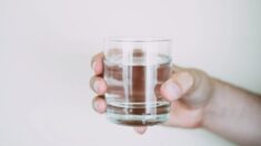 La deshidratación podría estar relacionada con 2 enfermedades inesperadas