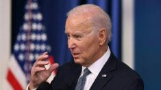 Documentos clasificados en poder de Biden son “un enorme regalo para Trump”, dice asesor sénior de Obama