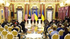 Cómo colar a un presidente en una zona de guerra: Detalles del plan secreto de visita de Biden a Ucrania
