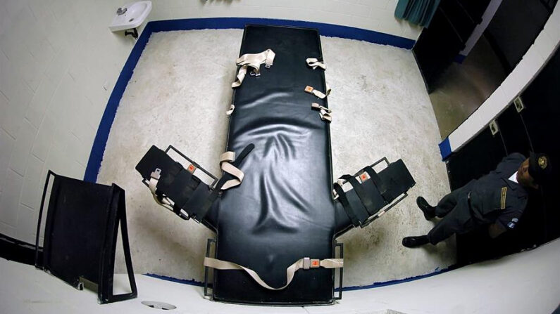Fotografía de archivo que muestra la cámara de la muerte donde los presos fallecen por inyección letal. EFE/Ulises Rodríguez