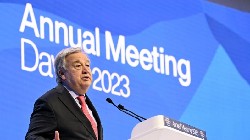 El secretario general de la ONU, Antonio Guterres, pronuncia un discurso durante una sesión de la reunión anual del Foro Económico Mundial (Fabrice Coffrini / AFP vía Getty Images)