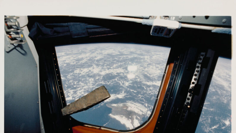 Vista de la Tierra desde el transbordador espacial Columbia durante la misión del transbordador STS -52, del 22 de octubre al 1 de noviembre de 1992. Los principales objetivos de la misión del STS-52 son el despliegue del Satélite de Geodinámica Láser II. Imagen de archivo. (Space Frontiers/Archive Photos/Hulton Archive/Getty Images)