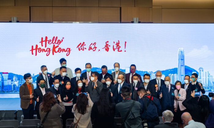 El gobierno de Hong Kong lanzó la campaña promocional "Hola Hong Kong" para atraer turistas el 2 de febrero de 2023. (Benson Lau/The Epoch Times）