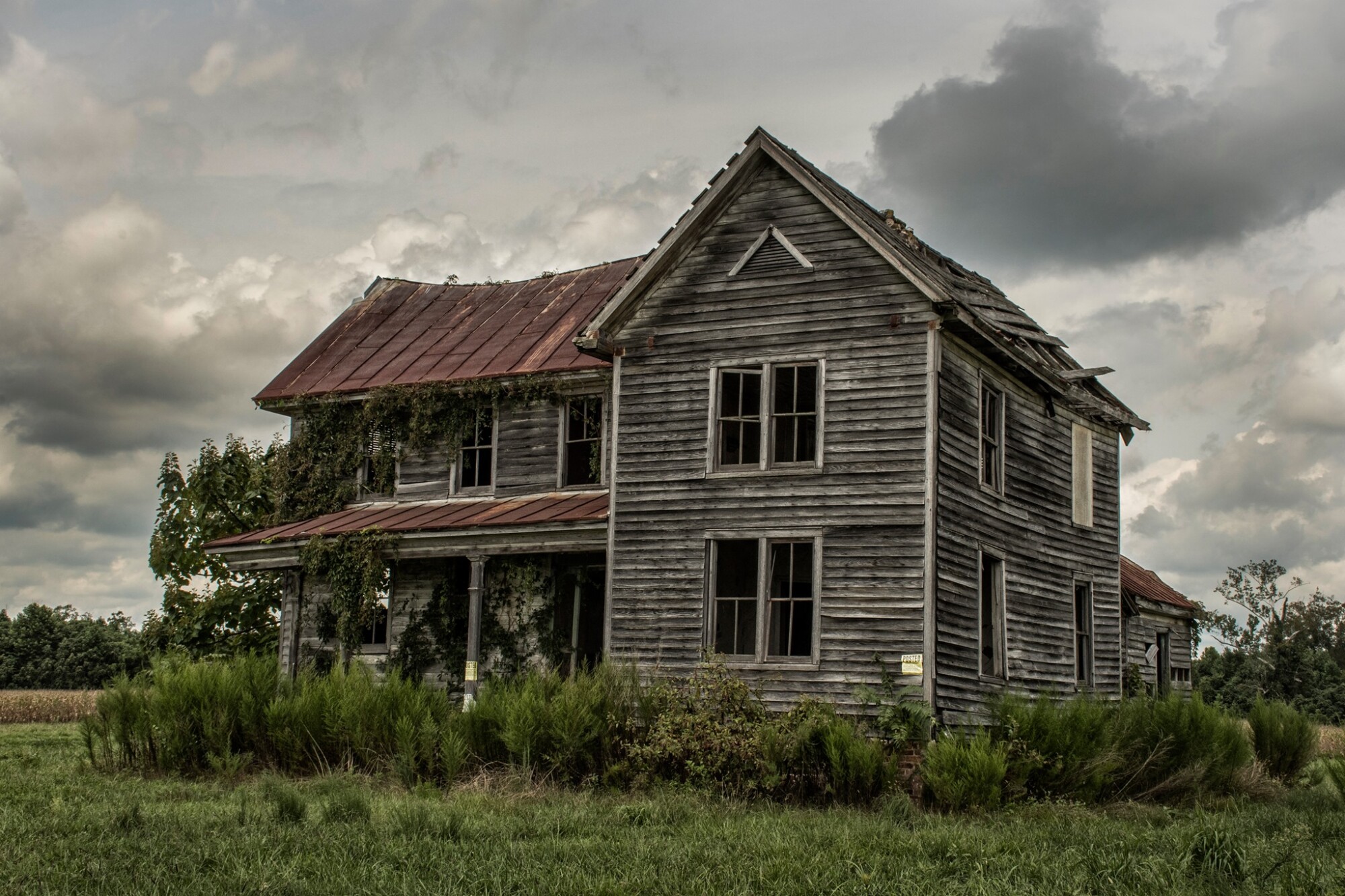 Una granja abandonada en el condado Isle of Wight, Virginia, fotografiada en agosto de 2020. (Cortesía de Michael Wade)