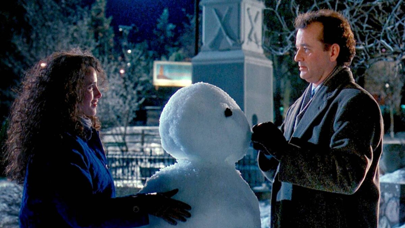 Rita Hanson (Andie MacDowell) y Phil Connors (Bill Murray) en una escena de “Groundhog Day”. (MovieStillsDB)
