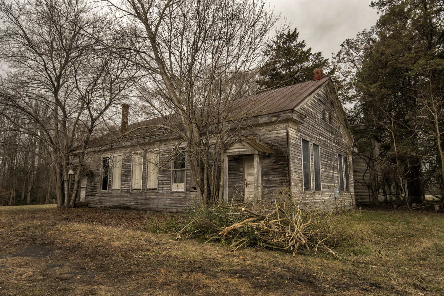 Escuela abandonada en Champlain, Virginia, fotografiada en enero de 2023. (Cortesía de Michael Wade)