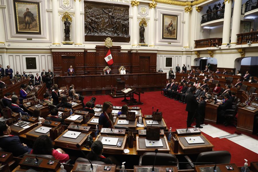 Congreso de Perú aprueba debatir posible destitución del máximo órgano de la Judicatura