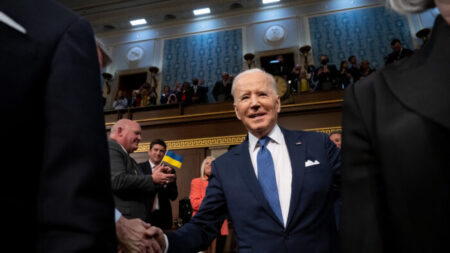 Biden se alista para discurso del Estado de la Unión en medio de globos chinos y documentos clasificados