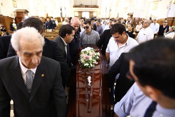 Fotografía del ataúd del fiscal asesinado en Colombia Marcelo Pecci. EFE/ Nathalia Aguilar
