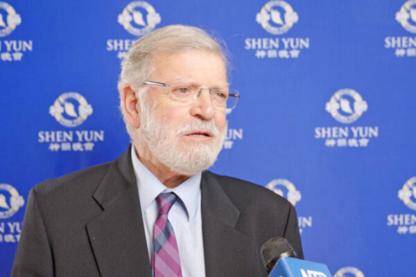 Expresidente de la junta de Extremadura destaca que la cultura china “recobre su esplendor” con Shen Yun