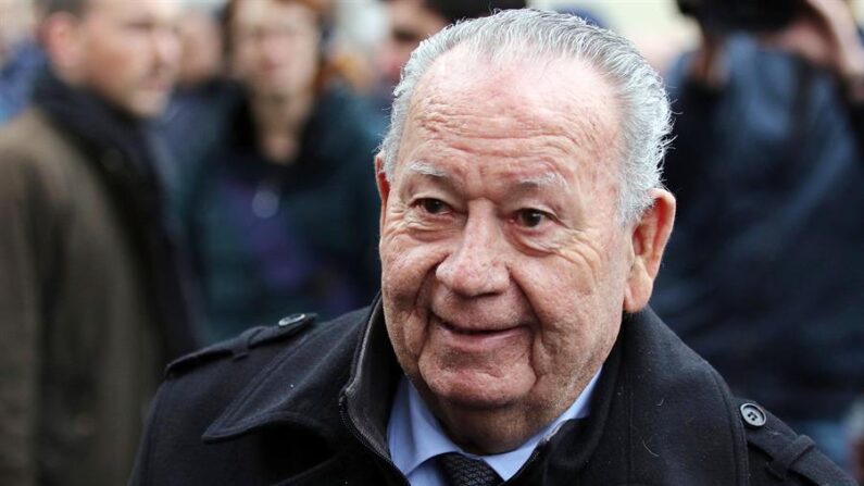 Just Fontaine, una de las leyendas del fútbol francés y poseedor del récord de goles marcados en un mundial, con 13 tantos en Suecia 1958. EFE/EPA/Eddy Lemaistre