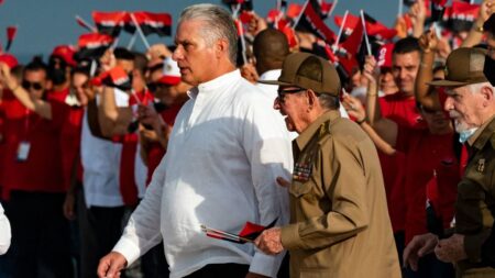 General ruso y líderes cubanos se reúnen para debatir “esfuerzos conjuntos” contra Occidente