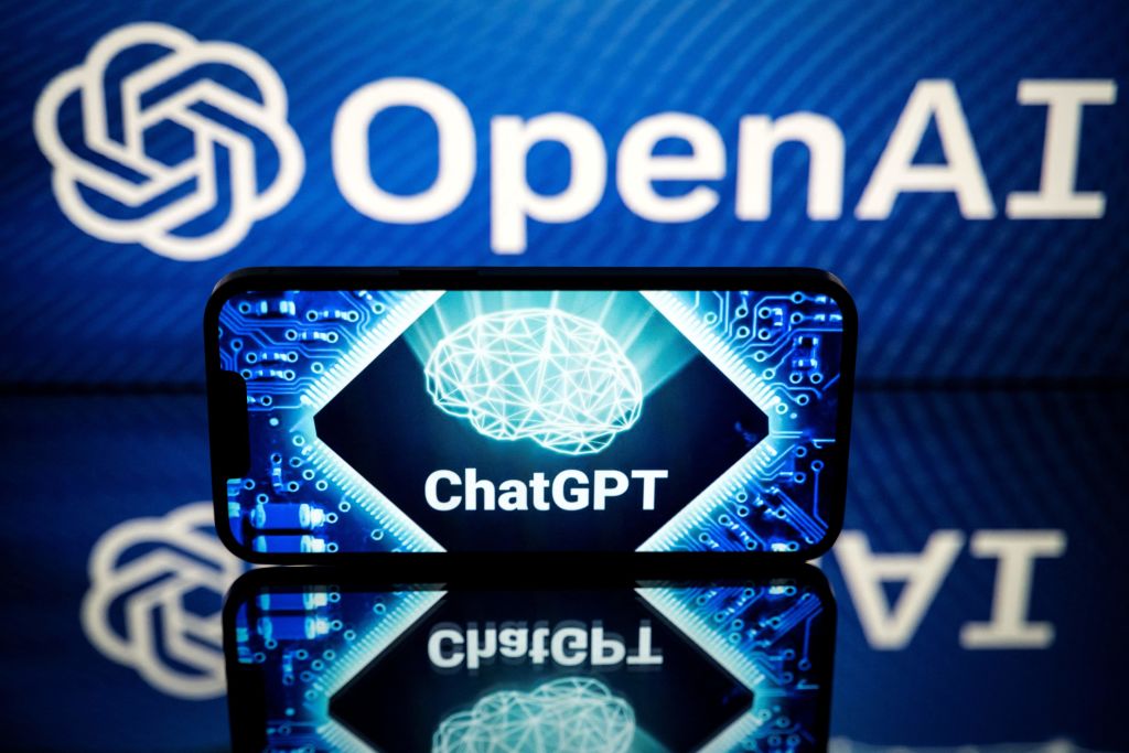 Consumidores europeos piden a la UE investigar a ChatGPT por sus riesgos