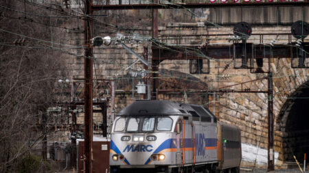 Descarrila tren con 30,000 galones de propano en condado Manatee de Florida