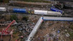 Suben a 36 los muertos por la colisión de dos trenes en Grecia