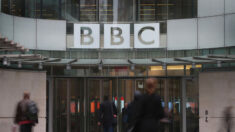 La BBC insta a su personal a eliminar TikTok de los teléfonos corporativos