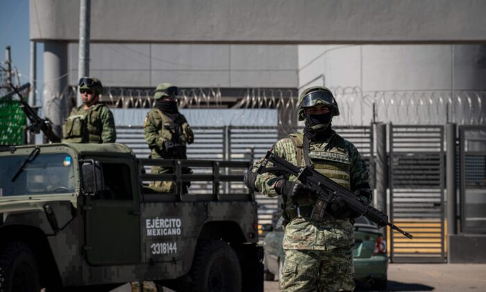Miembros del Ejército Mexicano en una foto de archivo. (Nicolas Asfouri/AFP vía Getty Images)
