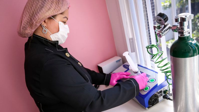 La ozonoterapia podría ser eficaz contra el COVID-19 y el cáncer