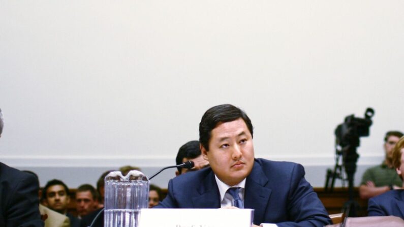 John Yoo, exfuncionario del Departamento de Justicia y actual profesor de la Universidad de Berkeley, en Washington, el 26 de junio de 2008. (Melissa Golden/Getty Images)