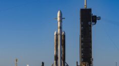 SpaceX intentará el domingo el aplazado lanzamiento del cohete con satélites