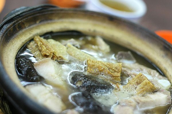 La esencia del bazo puede nutrirse con sopa medicinal china (Wikipedia)