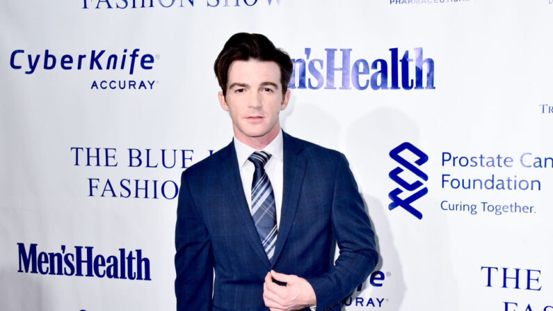 Drake Bell asiste al The 3rd Annual Blue Jacket Fashion Show Benefiting The Prostate Cancer Foundation en Pier 59 Studios el 7 de febrero de 2019 en la ciudad de Nueva York, NY.  (Kris Connor/Getty Images para Blue Jacket)