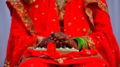 Una novia se da a la fuga en la India tras disparar al aire en su boda