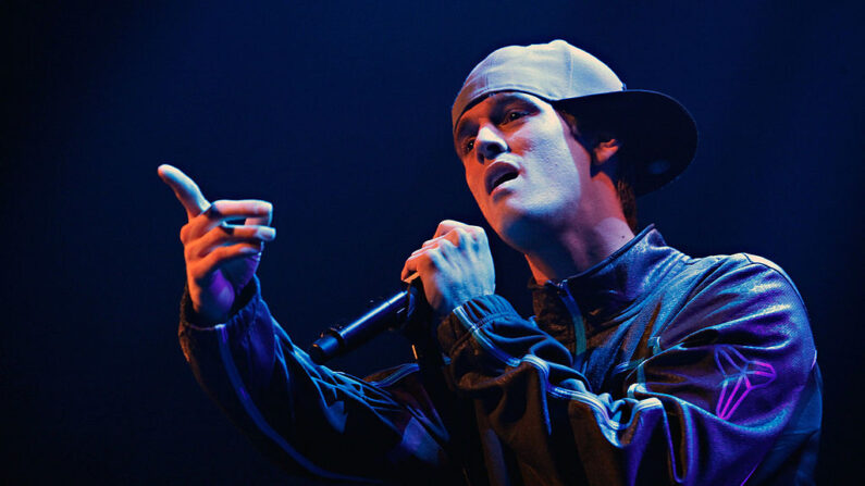 El cantante Aaron Carter actúa en el Gramercy Theatre el 19 de enero de 2012 en Nueva York. (Cindy Ord/Getty Images)