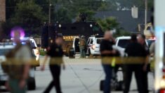 Al menos nueve muertos, incluido el sospechoso, tras tiroteo en centro comercial de Texas
