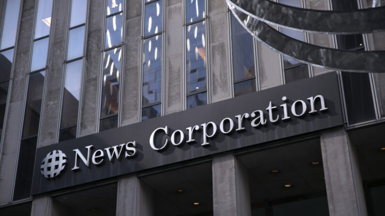 El edificio de News Corp. en la 6ª Avenida, sede de Fox News, el New York Post y el Wall Street Journal en Nueva York el 20 de marzo de 2019. (Kevin Hagen/Getty Images)