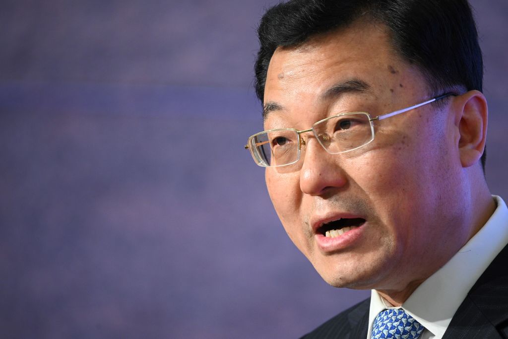Nuevo embajador de China en EE. UU. pide a "compatriotas" y estudiantes chinos que "sirvan a la patria"