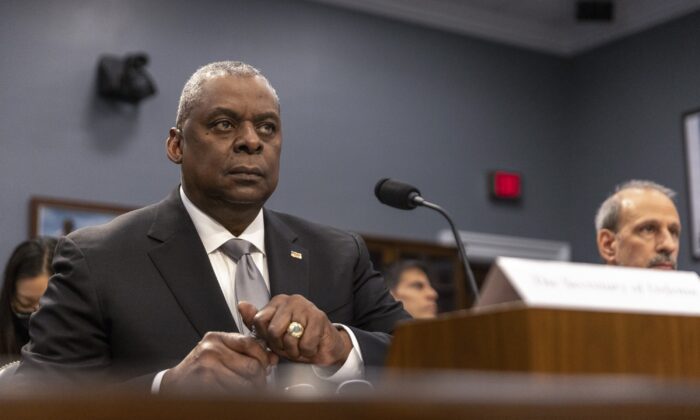 El secretario de Defensa Lloyd Austin durante un testimonio en Washington, el 11 de mayo de 2022. (Tasos Katopodis/Getty Images)