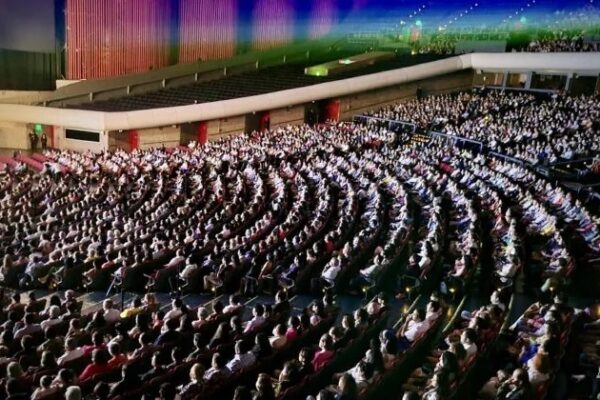 Shen Yun Performing Arts concluye su gira mundial 2023 entre felicitaciones y elogios del público