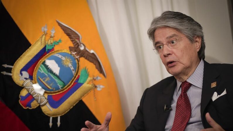  El presidente de Ecuador, Guillermo Lasso, durante una entrevista el 29 de mayo de 2023. (EFE/ André Coelho)
