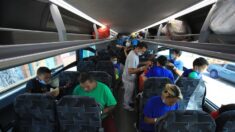 México ha encontrado a 49 migrantes secuestrados en un autobús en el norte del país