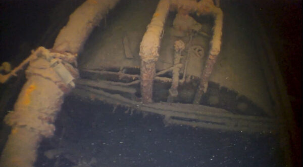 La caldera fuertemente corroída del buque de vapor C.F. Curtis, que se hundió en 1914 junto con dos barcazas. (Cortesía del Great Lakes Shipwreck Museum)