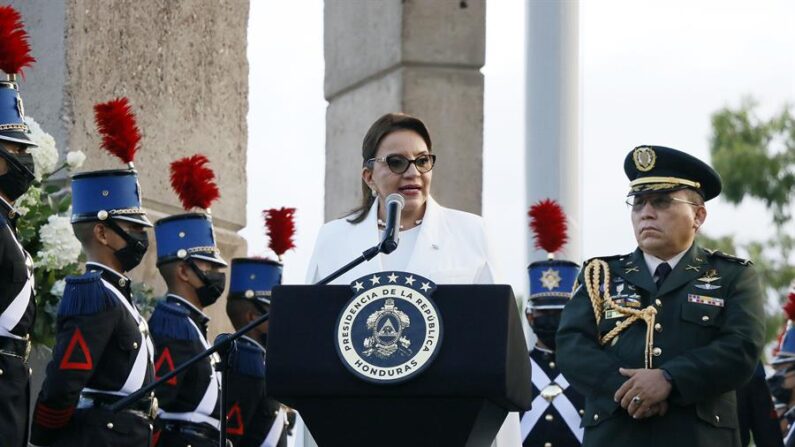 Fotografía de archivo de la presidenta de Honduras, Xiomara Castro. (EFE/ Humberto Espinoza)